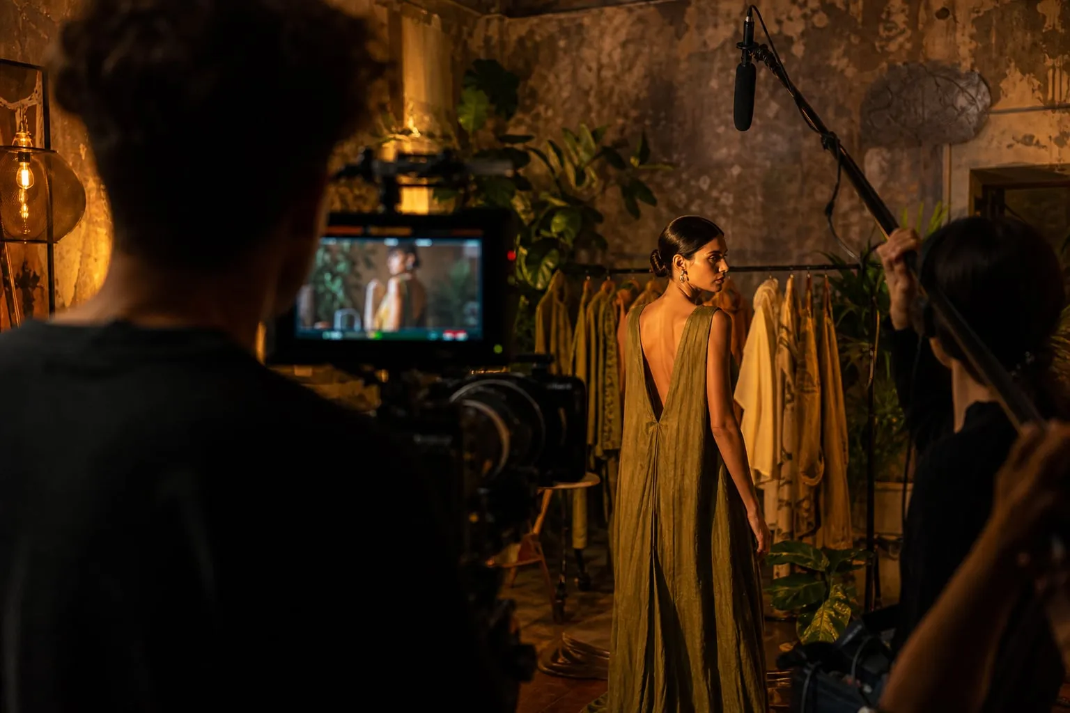 Filmagem de moda sustentável em espaços culturais: guia prático